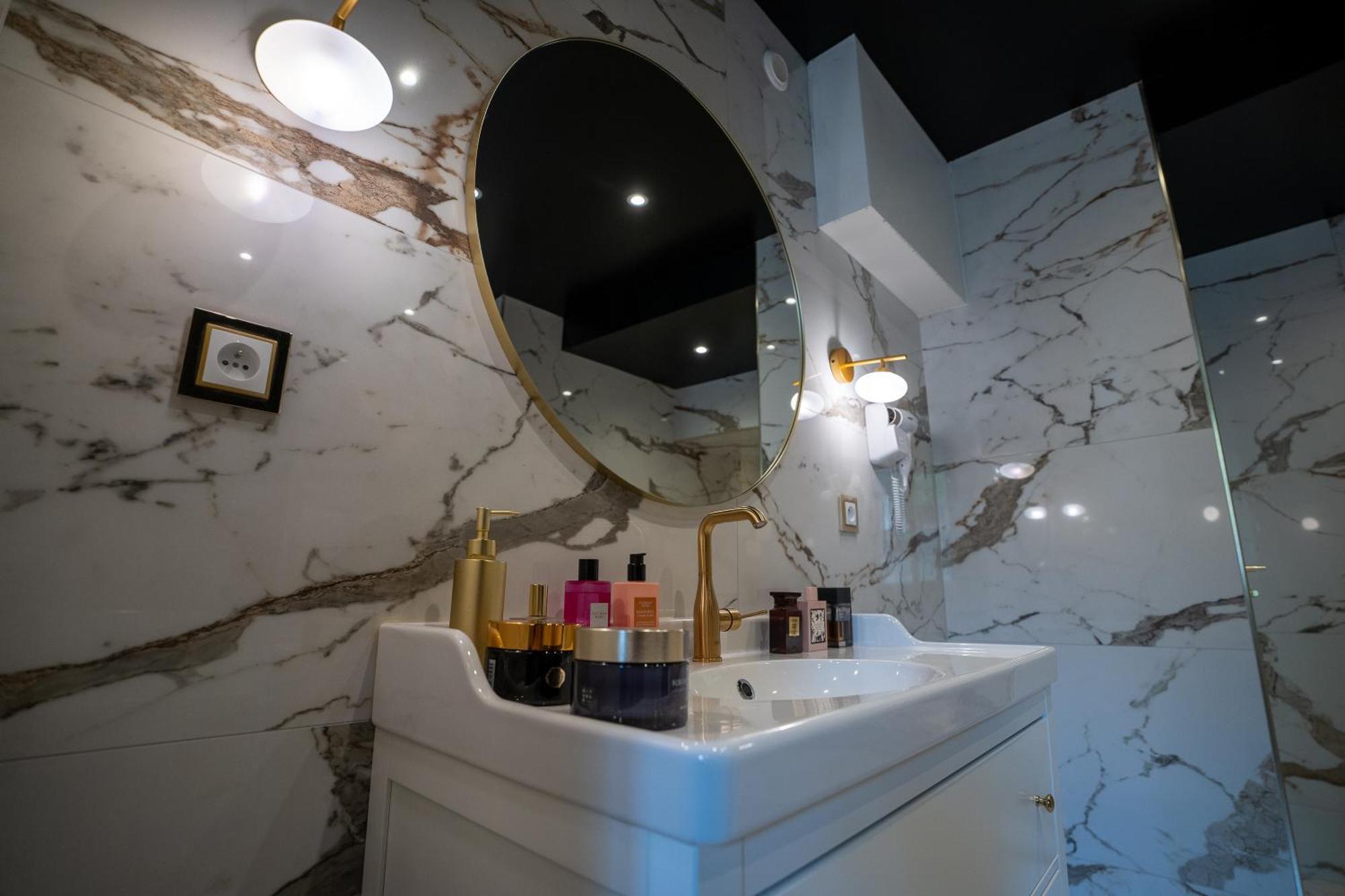 Appartement D'Exception Avec Jacuzzi Villefranche-sur-Saône Exteriör bild
