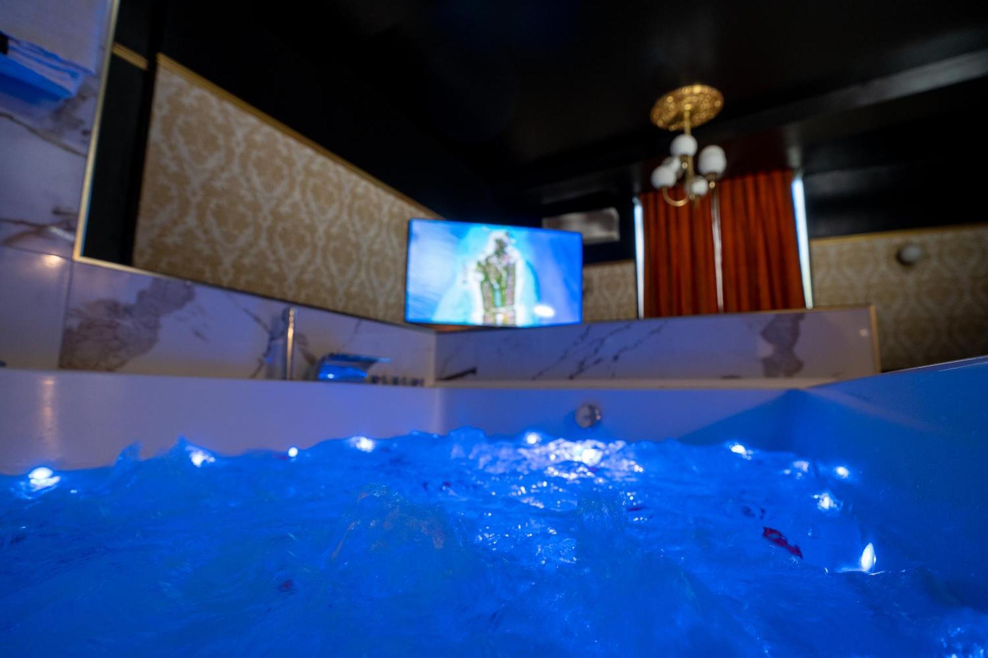 Appartement D'Exception Avec Jacuzzi Villefranche-sur-Saône Exteriör bild